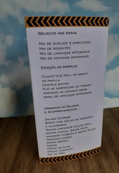 10 Cardápios de Mesa Triangular Construtor