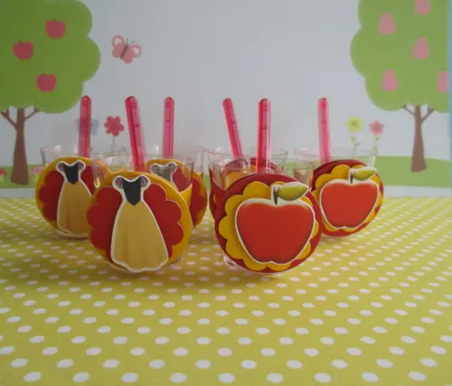 20 Copinhos para Brigadeiro Branca de Neve