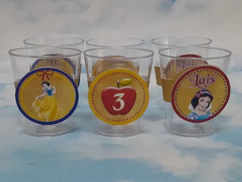 20 Copinhos para Brigadeiro Branca de Neve