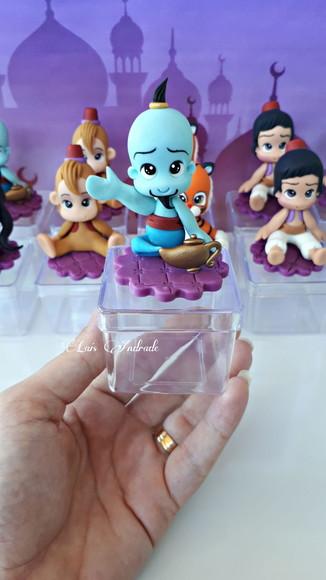 Caixinha Princesa Jasmine , Aladdin, Abu e Gênio da lâmpada