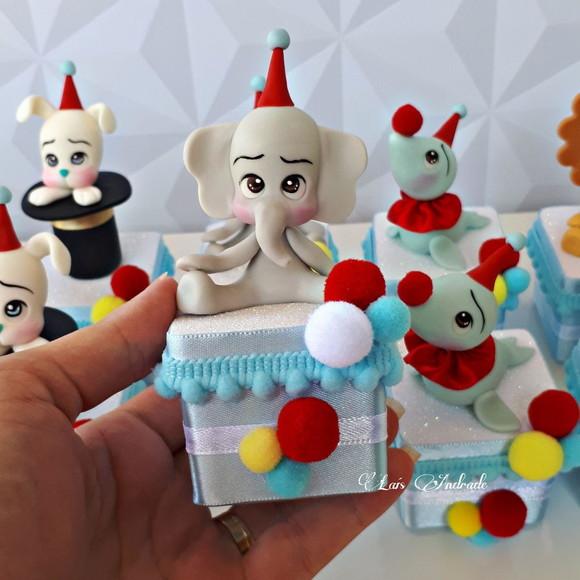 Caixinha luxo tema circo candy color biscuit