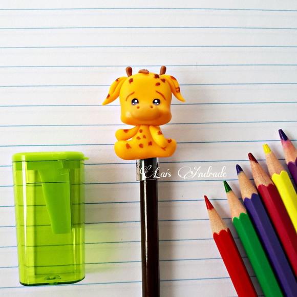Ponteira de Lápis Girafinha em biscuit