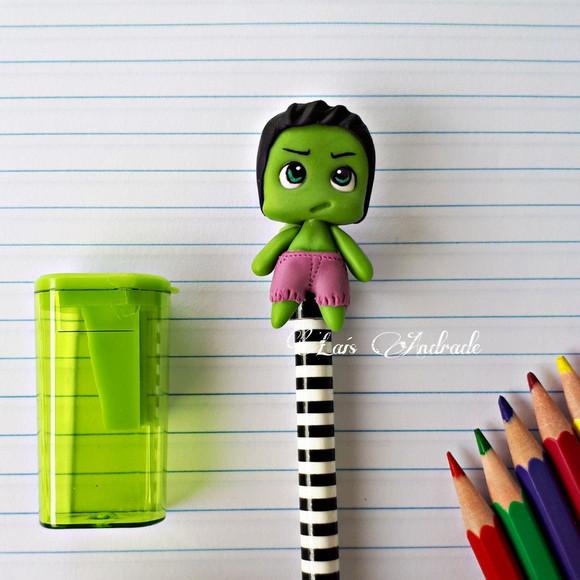 Ponteira de Lápis Hulk em biscuit
