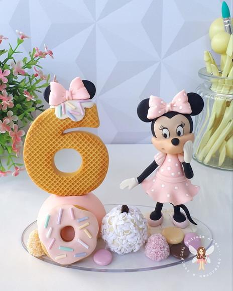Topo de Bolo Minnie Confeiteira