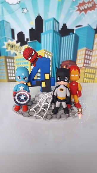 Topo de bolo Super-heróis
