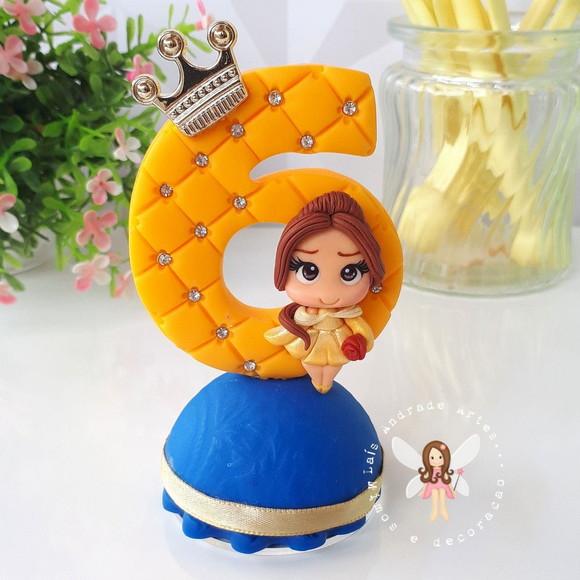 Vela Bela e a fera feita em biscuit