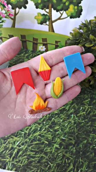 Apliques festa Junina feitos em biscuit | kit com 20 unidades