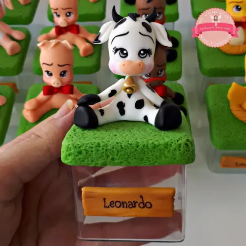 Caixinha Fazendinha Personalizada em biscuit