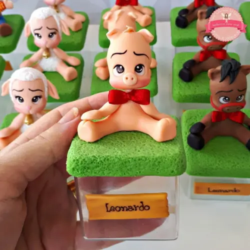 Caixinha Fazendinha Personalizada em biscuit