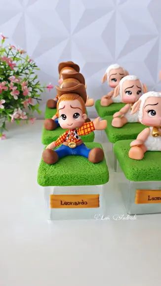 Caixinha Fazendinha Personalizada em biscuit