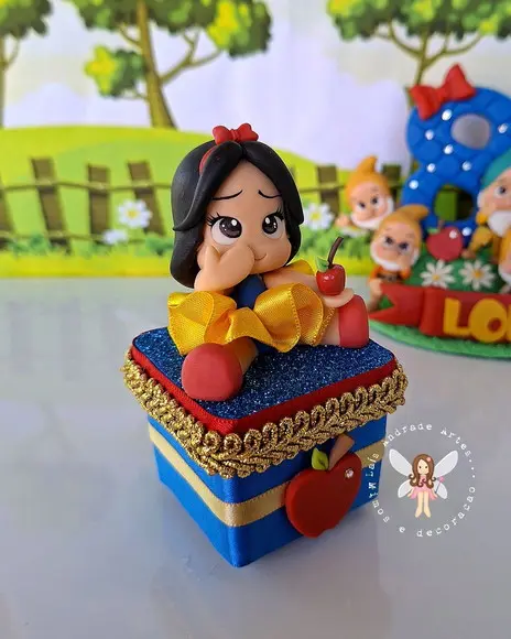 Caixinha Luxo Branca de Neve