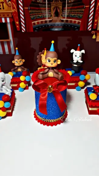 Cofrinho luxo circo