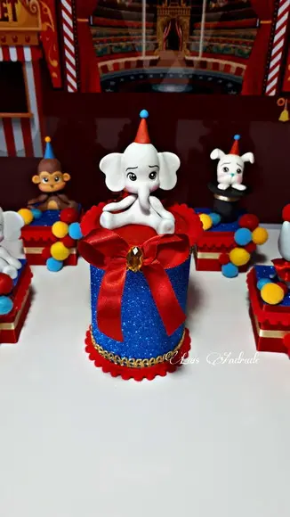 Cofrinho luxo circo