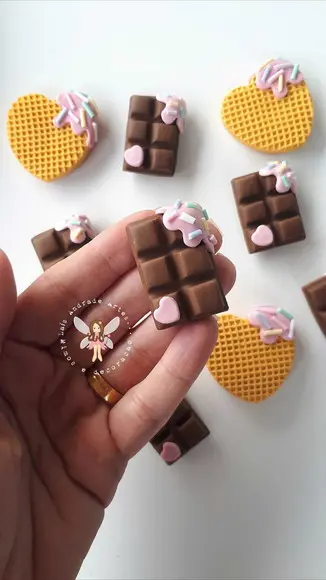 Imã de Geladeira Chocolate Feito em Biscuit