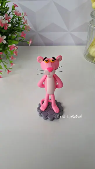 Pantera Cor de Rosa em biscuit