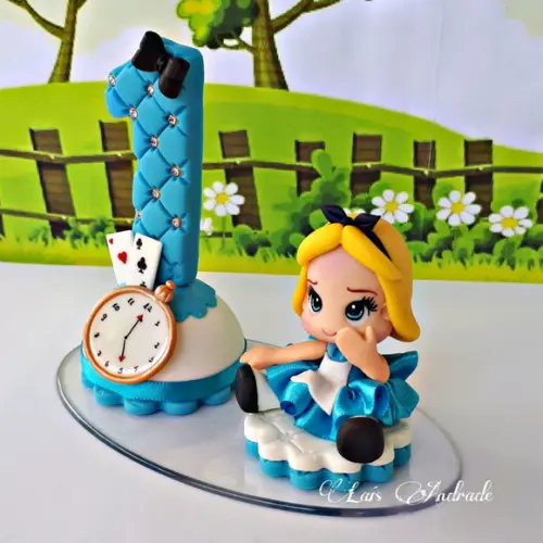 Topo de Bolo Alice no País das Maravilhas em Biscuit