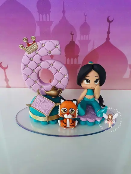 Topo de Bolo Princesa Jasmine com Tigrinho | Lilás
