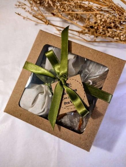 15 Kits Sachê Perfumado e Escalda-pés para Lembrancinha