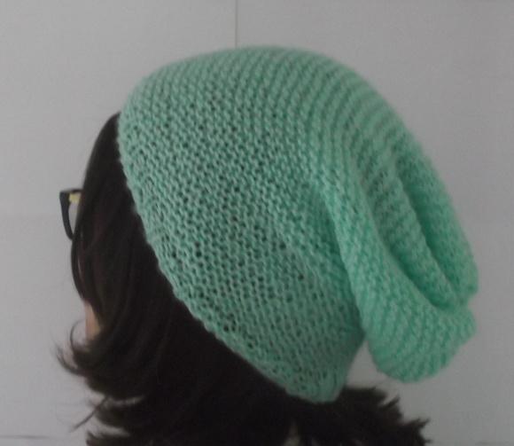 Gorro Caído de Tricô