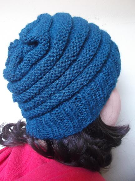 Gorro de Tricô à Mão