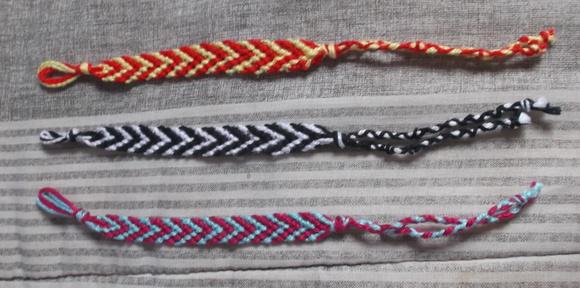 Kit com 3 Pulseiras da Amizade de Macramê