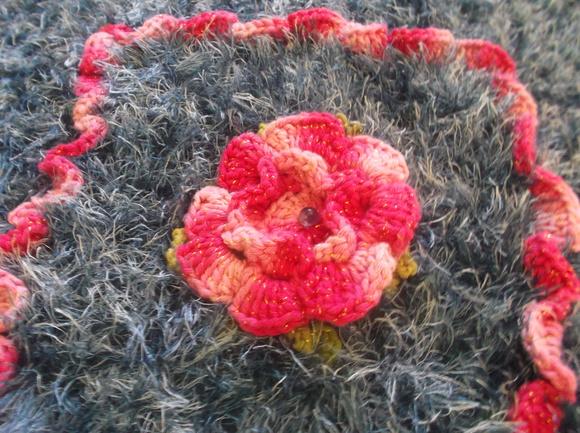 Tapete de Flores Felpudo de Crochê