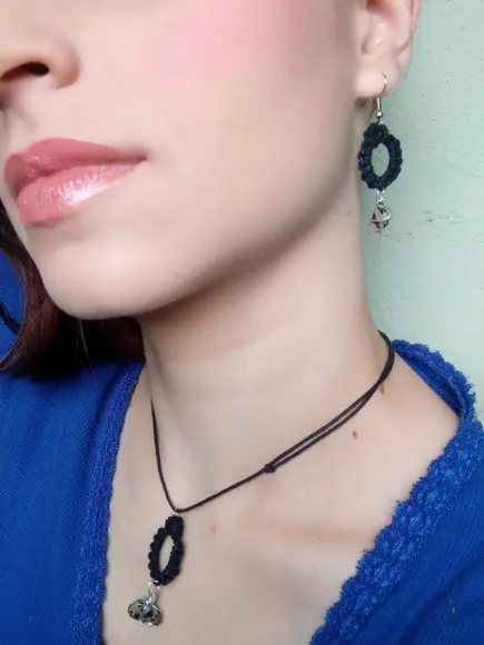 Conjunto Colar com Brincos de Macramê com Jaspe Dálmata
