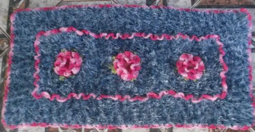 Tapete de Flores Felpudo de Crochê