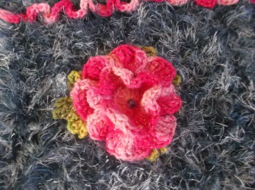 Tapete de Flores Felpudo de Crochê