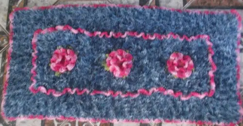 Tapete de Flores Felpudo de Crochê