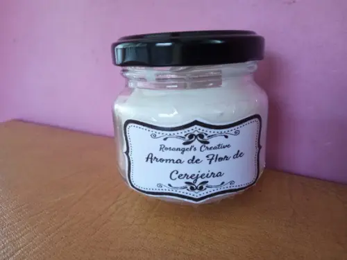 Vela com Aroma de Flor de Cerejeira de 90 ml