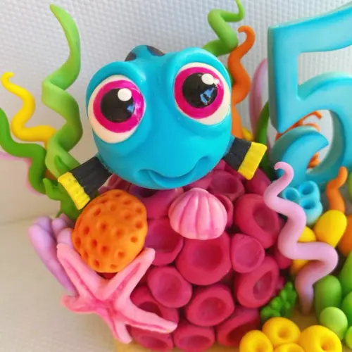 Topo de Bolo Dory