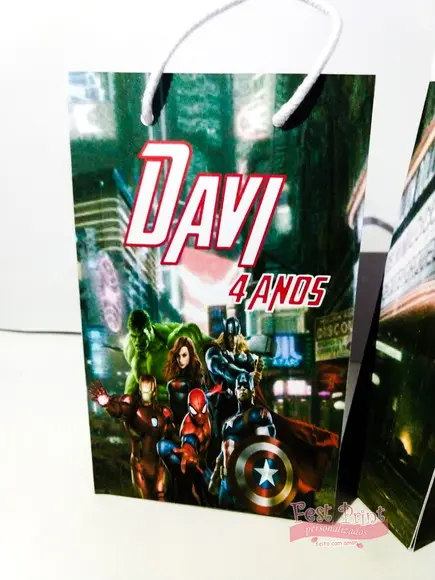 Sacolinha Vingadores e Homem Aranha