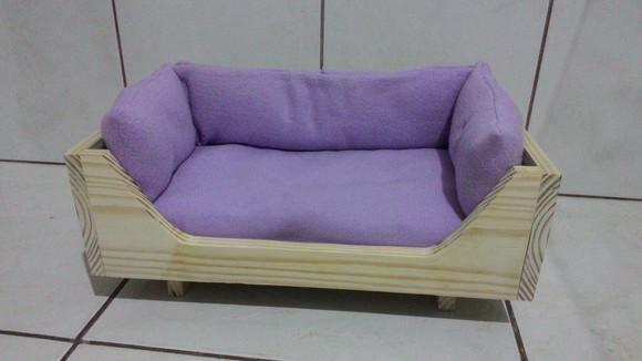 Cama Pet de Madeira com Colchão