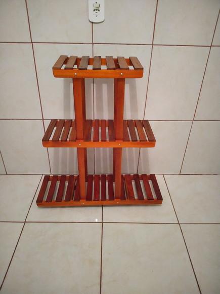 Estante Expositor com Rodízios para Plantas Horta Vertical