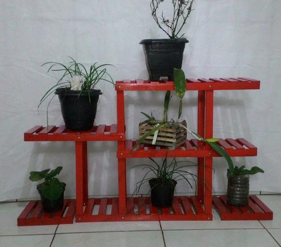 Expositor para Plantas/ Jardim Suspenso/ Floreira de Chão