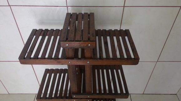 Suporte Expositor para Plantas com Rodízios Jardim Suspenso