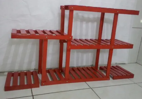 Expositor para Plantas/ Jardim Suspenso/ Floreira de Chão