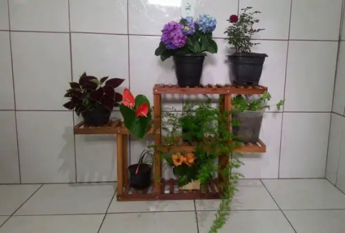 Floreira Jardim Vertical Sustentável para Flores 8 Lugares