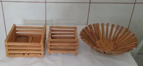 Kit com 24 Cachepôs em madeira de lei (Ipê e peroba)