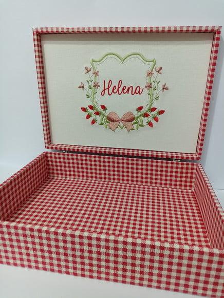 Caixa Maternidade Xadrez Vermelho Morangos