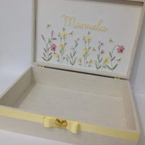 Caixa Maternidade Jardim (amarelo)