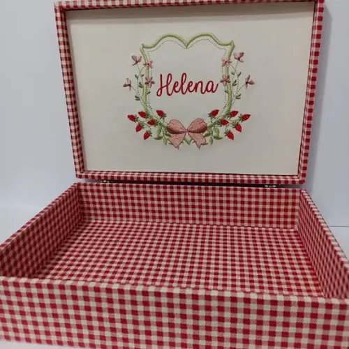 Caixa Maternidade Xadrez Vermelho Morangos