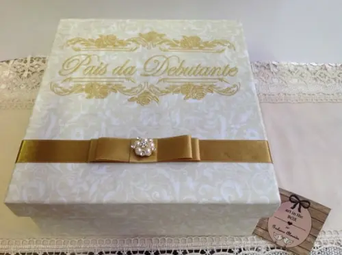 Caixa para os Pais da Debutante Lembrança 15 Anos