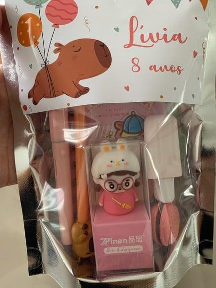 Kit Papelaria Fofa Capivara (saquinho com 6 Itens)