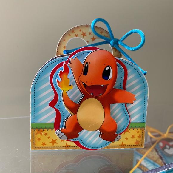 Kit Personalizados Pokémon 20 Itens