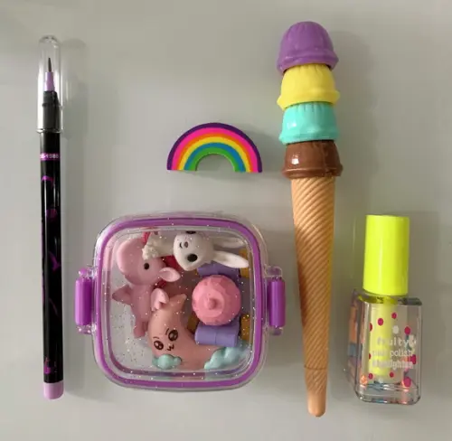 Kit Lembrancinha Papelaria Fofa Neon