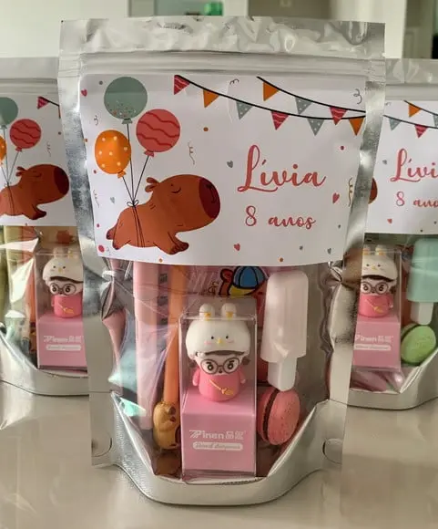 Kit Papelaria Fofa Capivara (saquinho com 6 Itens)