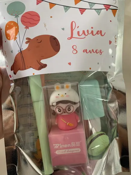 Kit Papelaria Fofa Capivara (saquinho com 6 Itens)