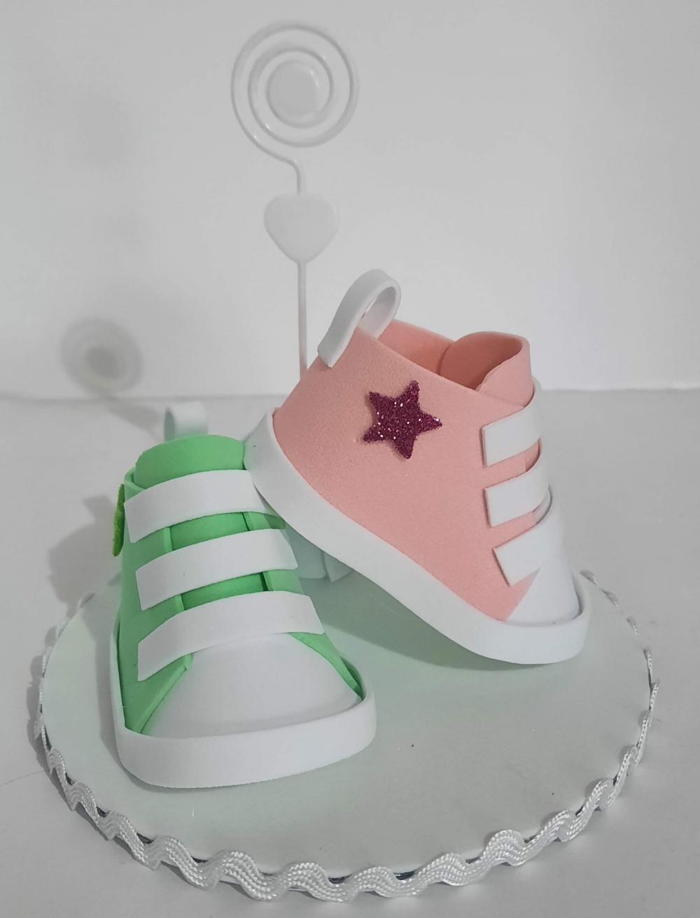 Lembrancinha sapatinho - chá de bebê - chá revelação